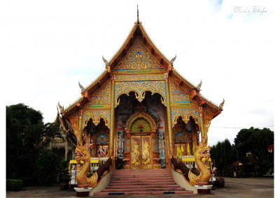 temple in chiang khong